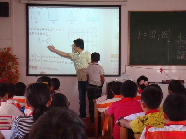 送教到校 师资互动 和谐共进