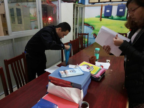 阳光幼儿园：派出所民警莅临我园进行安全检查