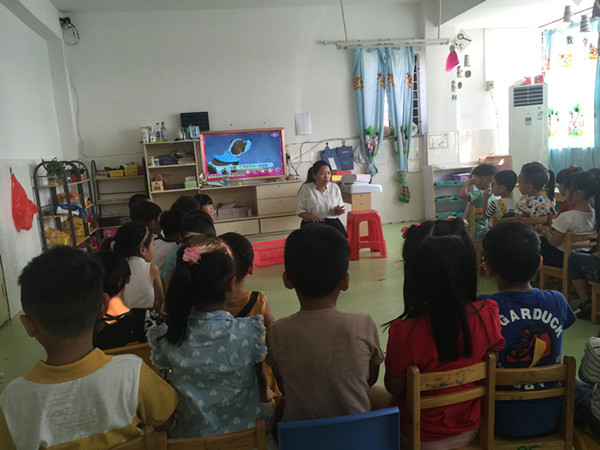小哈尼幼儿园：防拐骗安全实战演习
