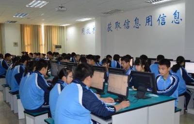 人文教育:该如何上好初中信息技术课?看完真是涨知识了!